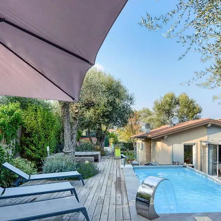 Casa Persi * 迪亚诺马里纳