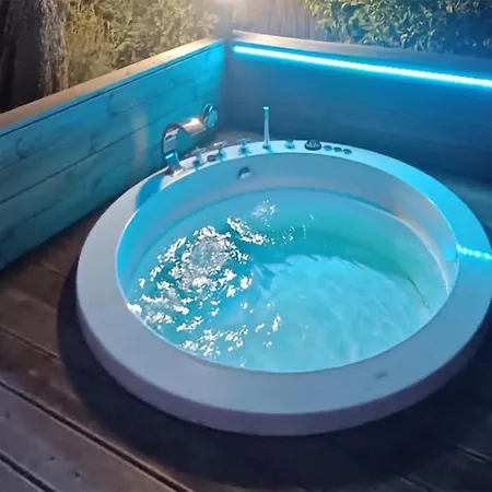 Casa Persi 迪亚诺马里纳